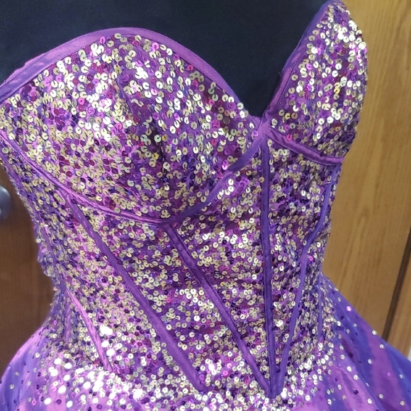 Jovani Sequined Mini Dress in Purple and Gold - Picture 3 of 11